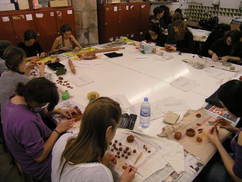 Treballs de ceràmica a la Massana
